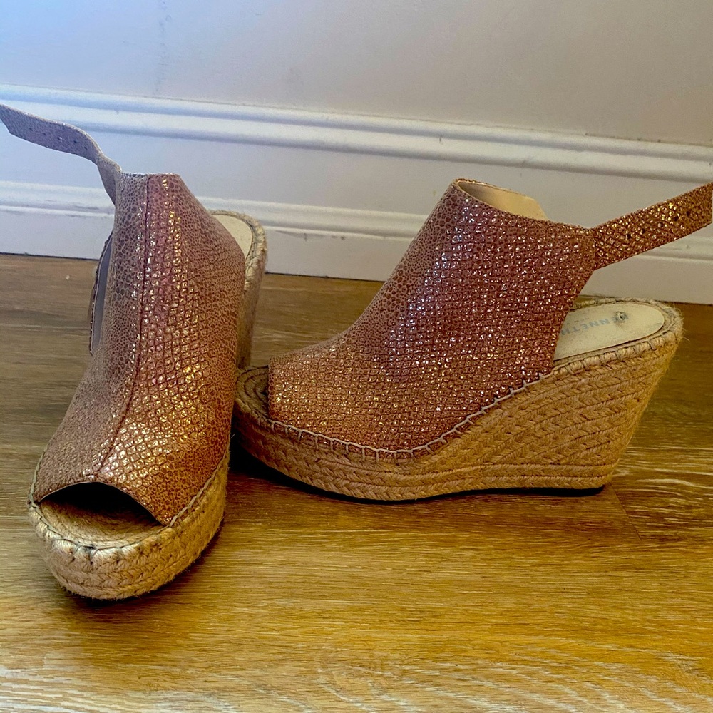 Kenneth Cole wedge